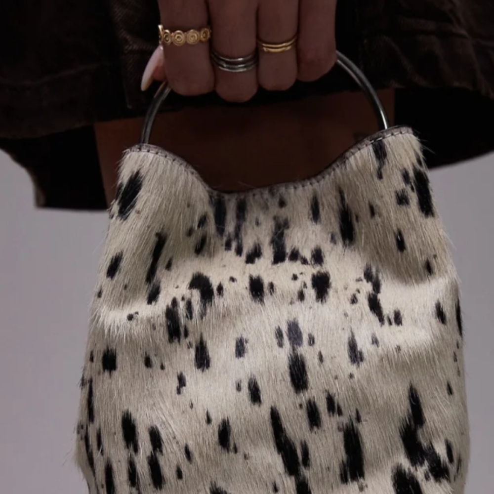 Gene Leather Grab Bag In Cow